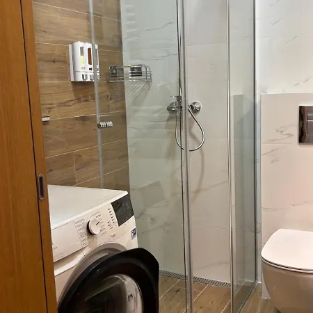 アパート Mms ノヴィ・サド